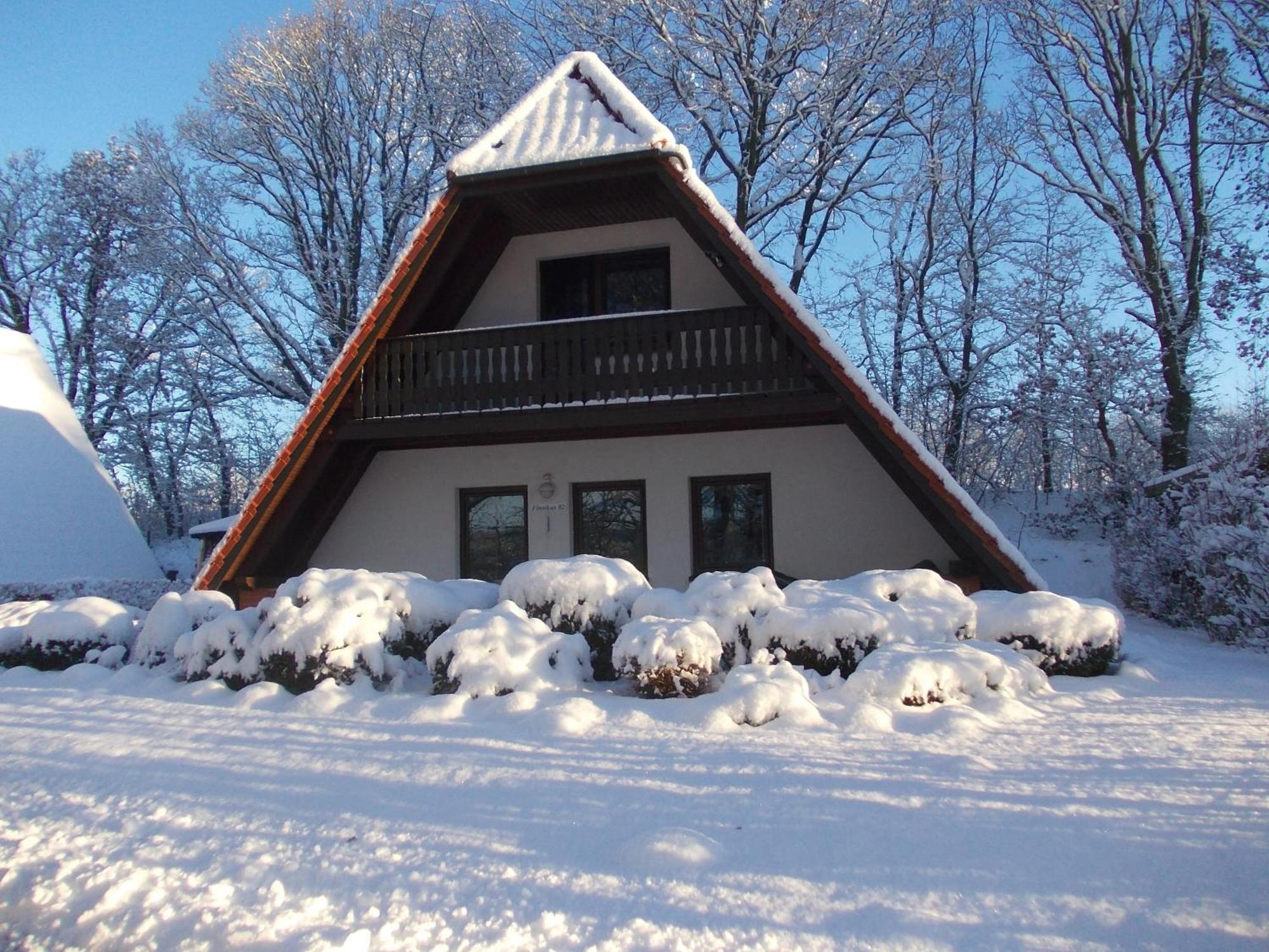 Finnhaeuser Am Vogelpark - Haus Luise Marlow Exterior photo